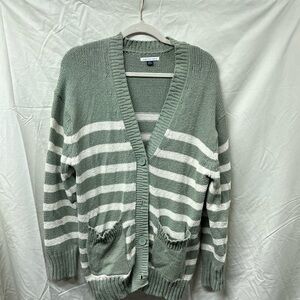 American Eagle Outfitters Green and White Cardigan Sweater